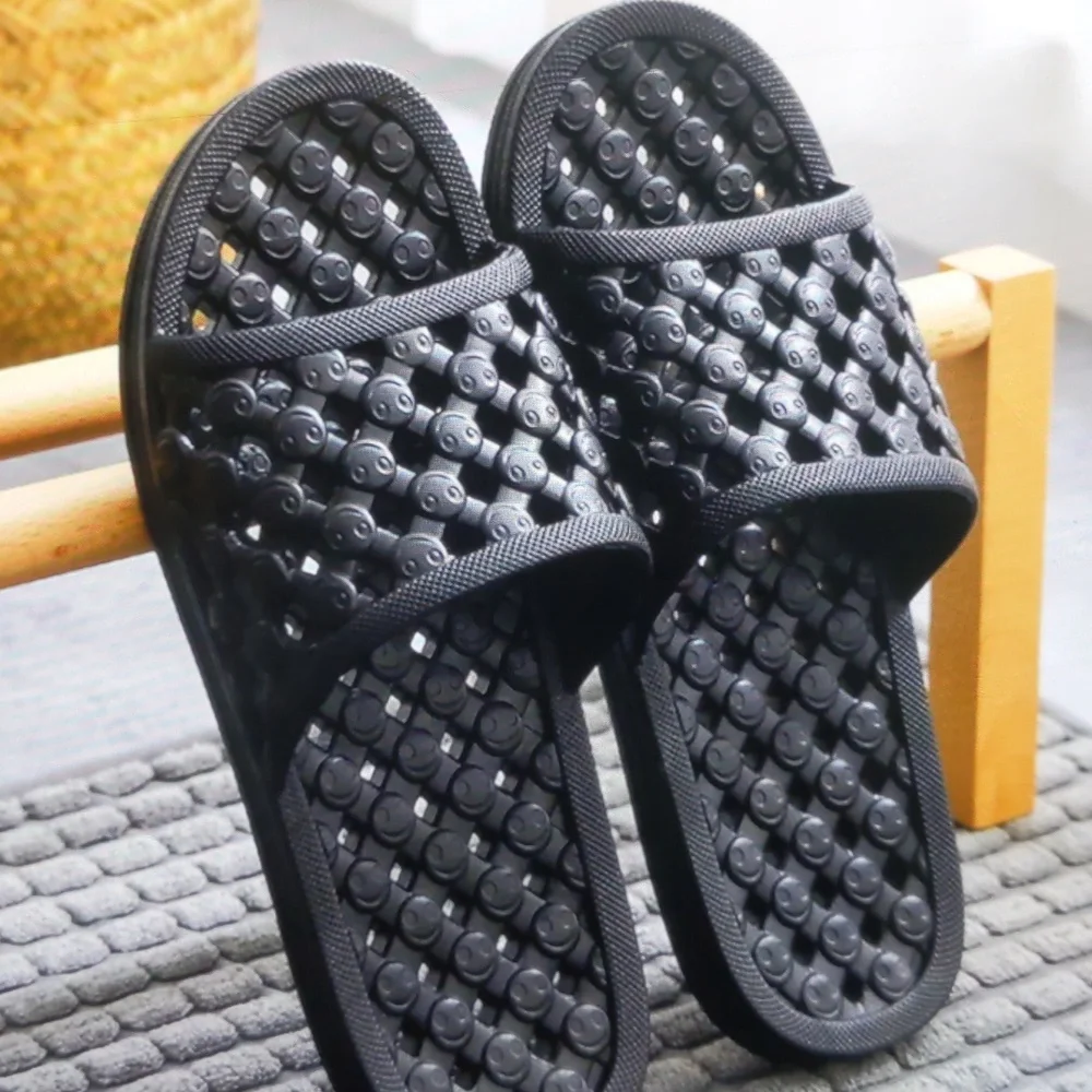 Quick Drying Lightweight Water slipper with Open Toe, Rubber Sole (used) - Picture 1 of 4